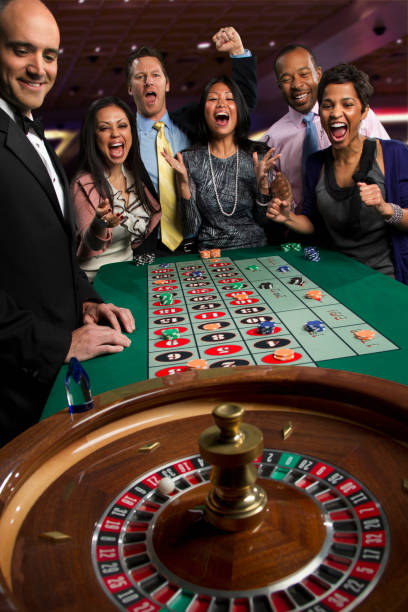 okewin platform overview showing slots, live-dealer tables, and sportsbook sections